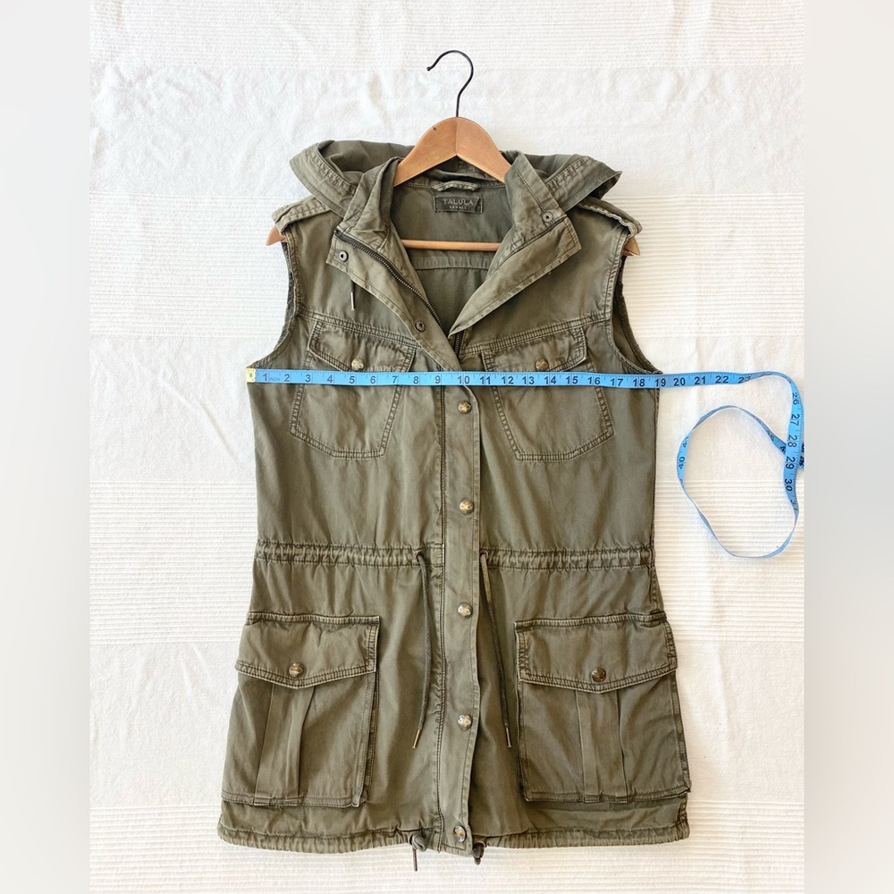 Aritzia Talula Yerwood Utility Vest - Picture 4 of 16